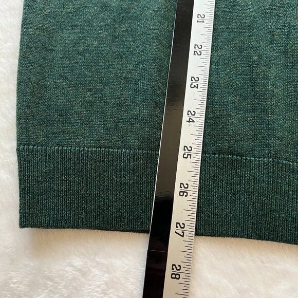 TURNBURY Men’s Forest Green Extra Fine Merino Wool V-Neck Pullover Sweater L - Picture 9 of 9